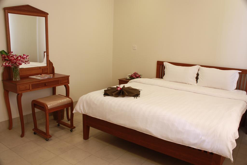 Lux Riverside Hotel & Apartment Phnom Penh Zewnętrze zdjęcie