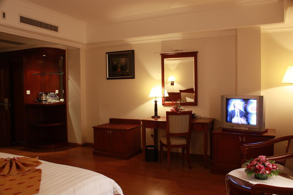 Lux Riverside Hotel & Apartment Phnom Penh Zewnętrze zdjęcie